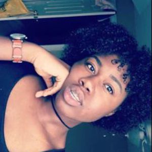 Meet your Posher, Elisabeth